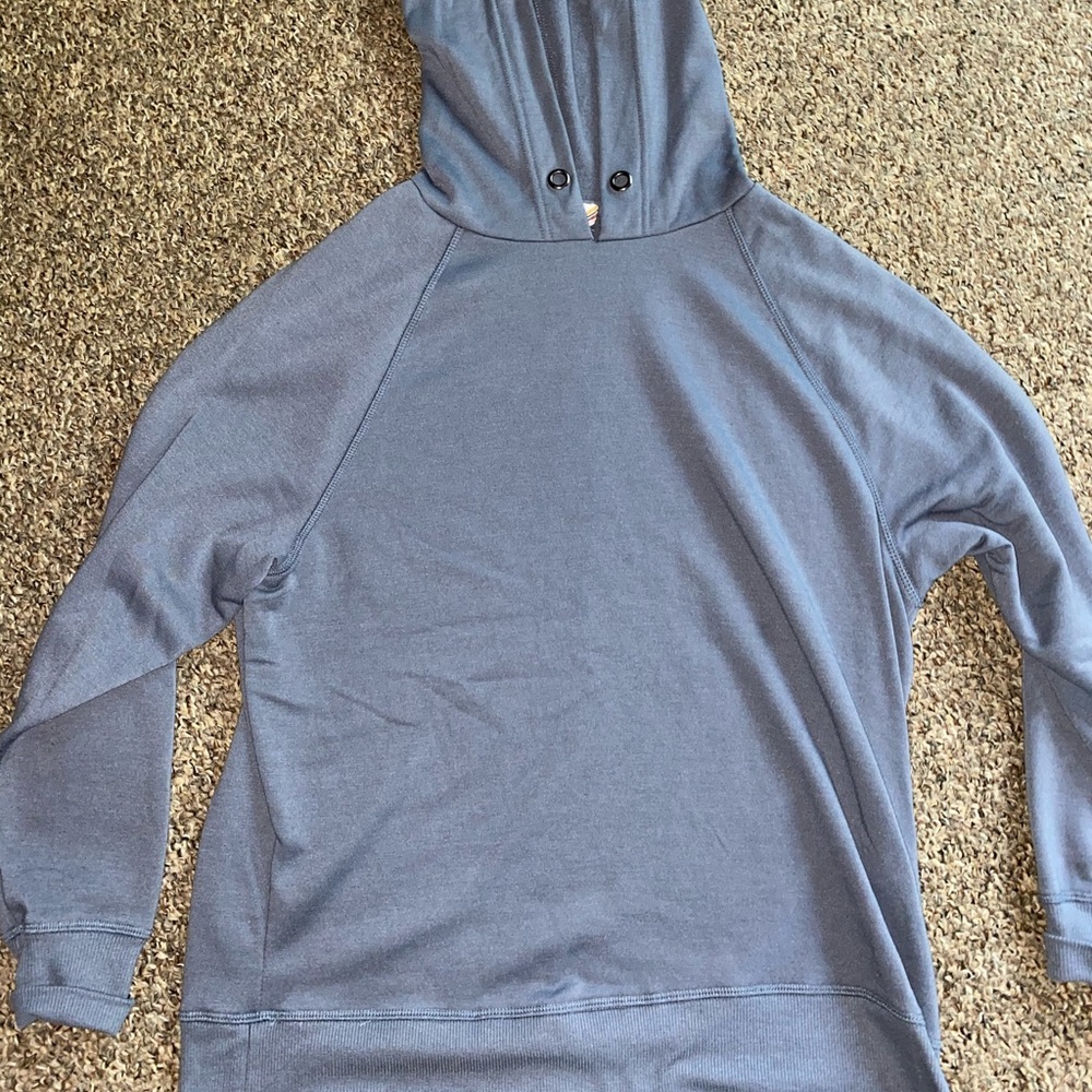 Pink rose juniors sweatshirt/ sweater